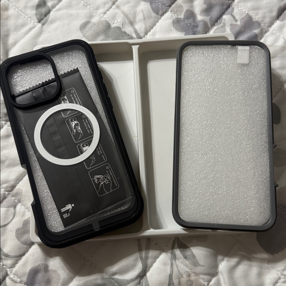 Black Phone Case for 16 pro max
